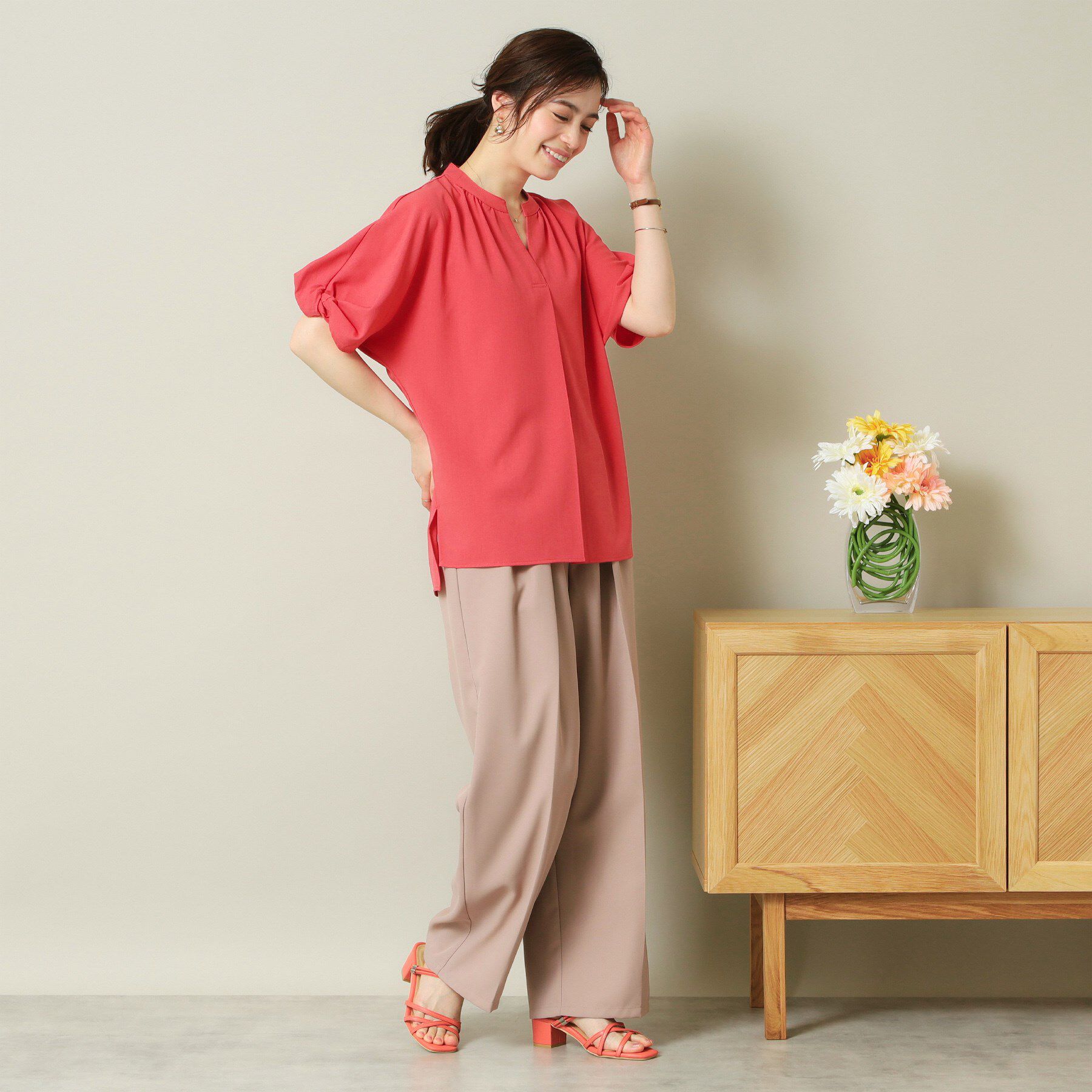 ITS&rsquo;DEMO「【UVケア/吸水速乾/洗濯機OK/冷感】麻調合繊チュニックブラウス＜ラク服シリーズ＞」|シャツ・ブラウス|