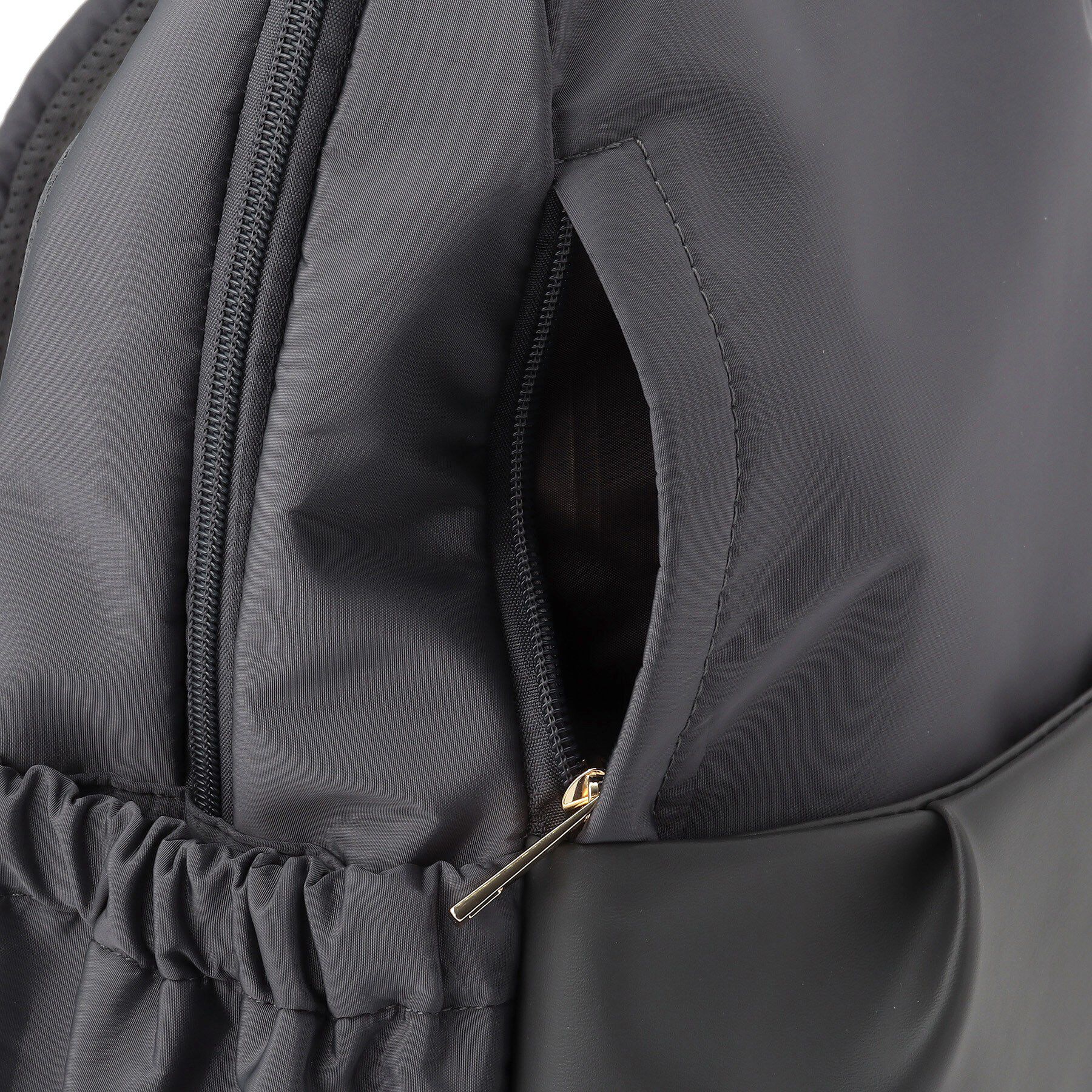 ITS&rsquo;DEMO「【収納アドバイザー監修】バルーンリュック」|リュック|