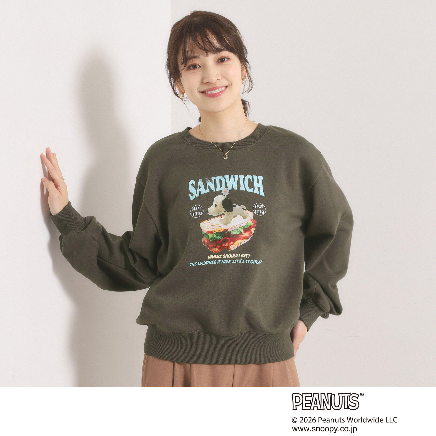 ITS&rsquo;DEMO「＜PEANUTS＞裏毛プルオーバー」|パーカー|スミクロ(018)