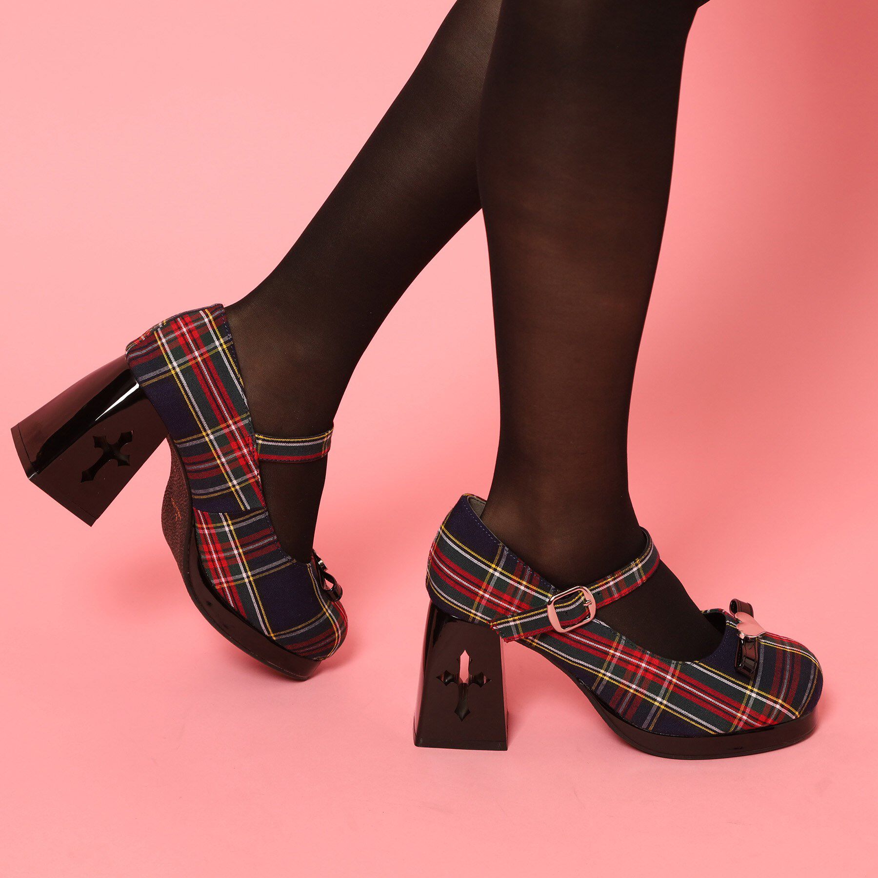 csT&P「厚底十字架くり抜きパンプス」|パンプス|