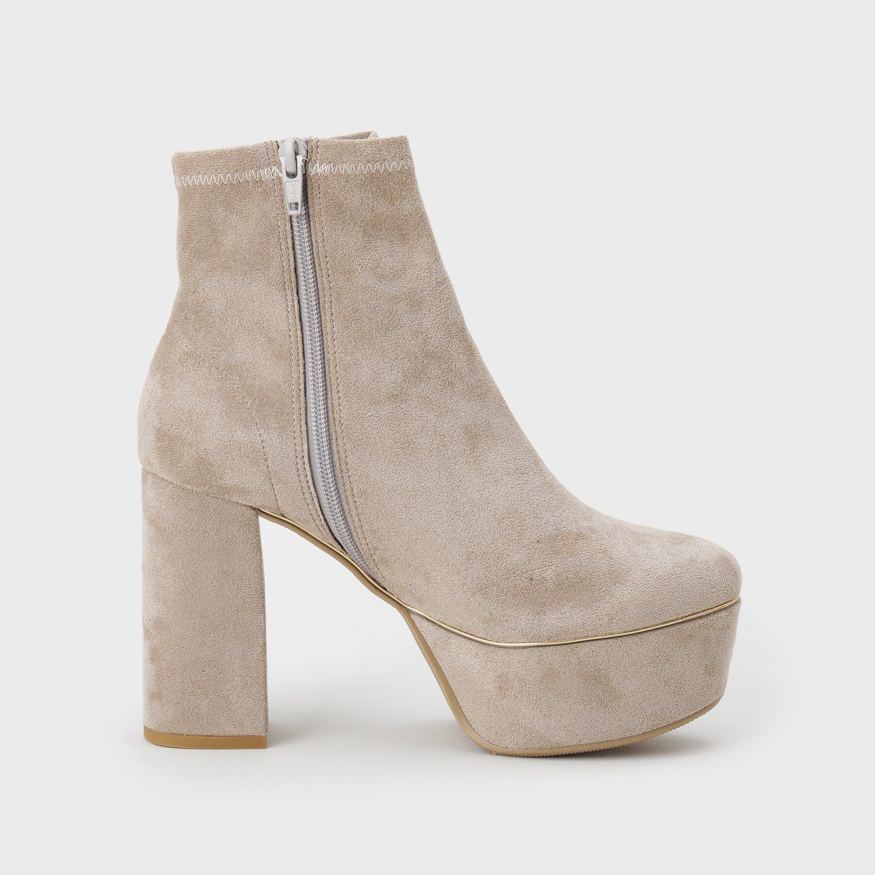 ESPERANZA「【ラク盛り／ショートブーツ】リピーター続出／脚長美脚 ゴールドライン厚底ショートブーツ」|ショートブーツ|