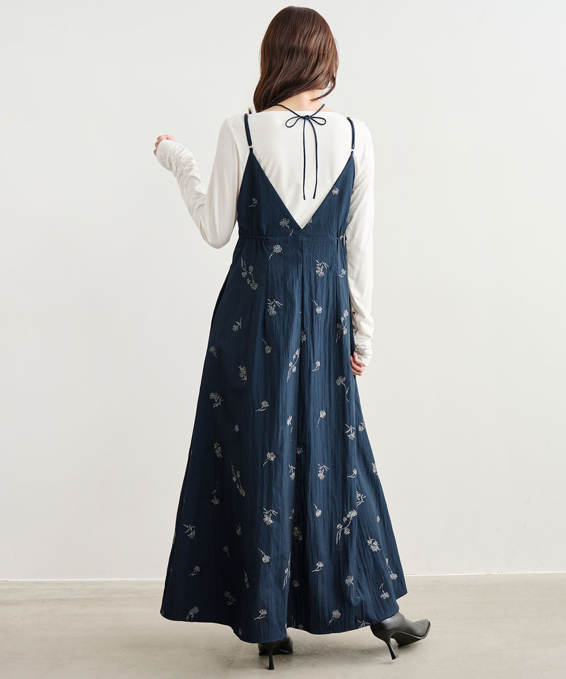 COCO DEAL「フラワー刺繍キャミワンピース」|ワンピース|