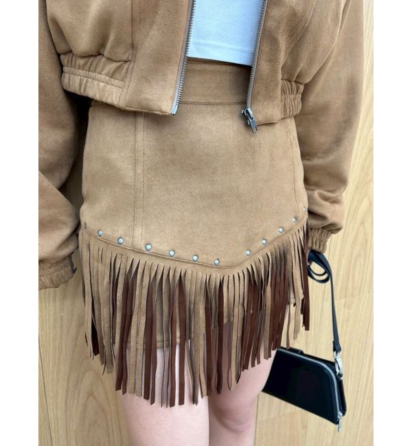 EVRIS「フェイクスウェードフリンジスタッズミニスカート【セットアップ着用可能】」|スカート|