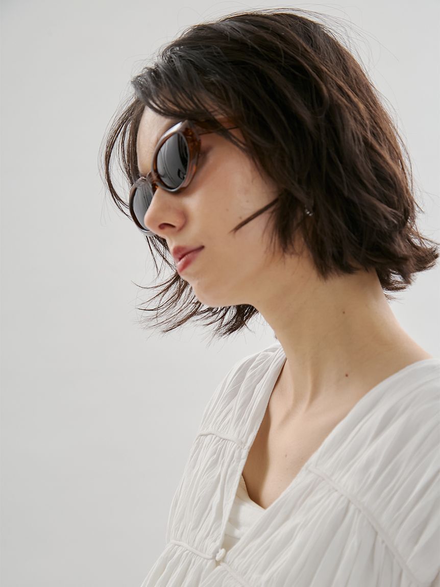 emmi atelier「オーバルキャットアイフレームサングラス」|サングラス|