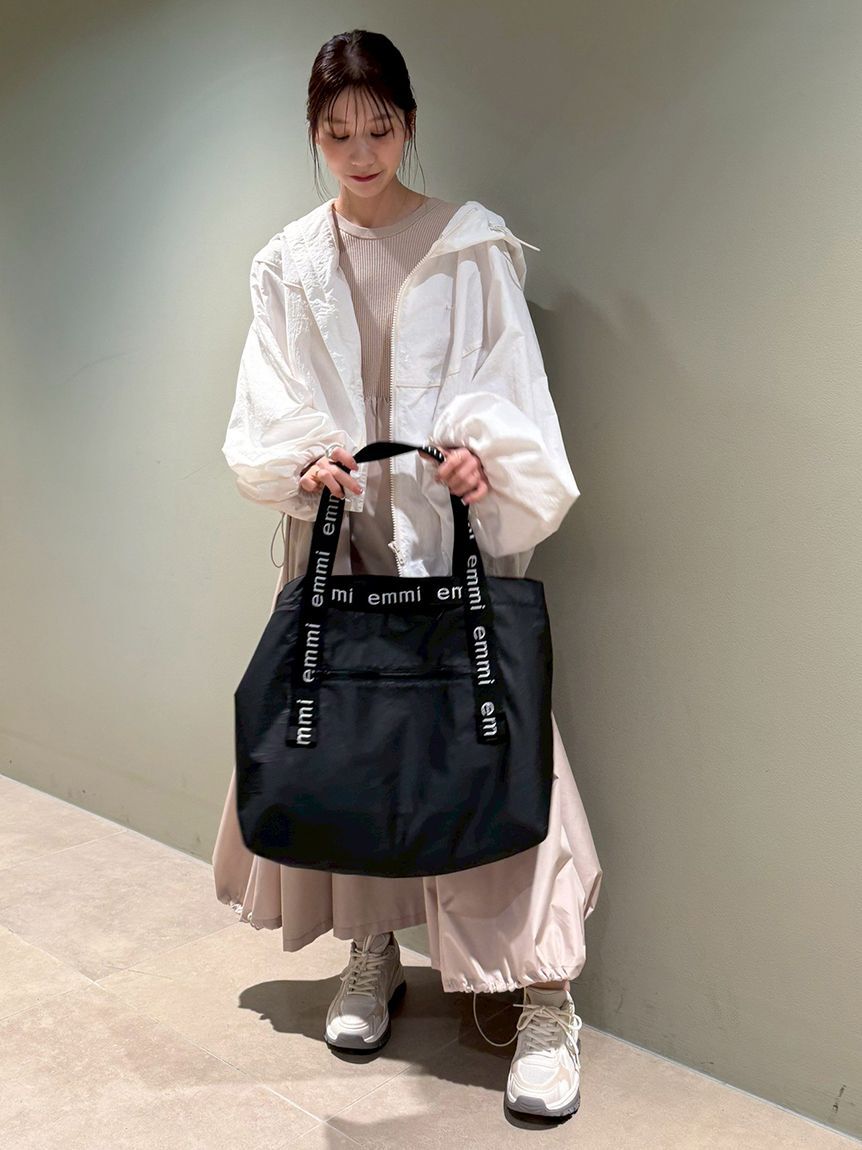 emmi atelier「【ONLINE限定】撥水emmiロゴビックトートバッグ」|トートバッグ|