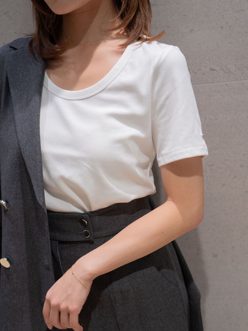 SNIDEL「UネックTシャツ」|Tシャツ・カットソー|