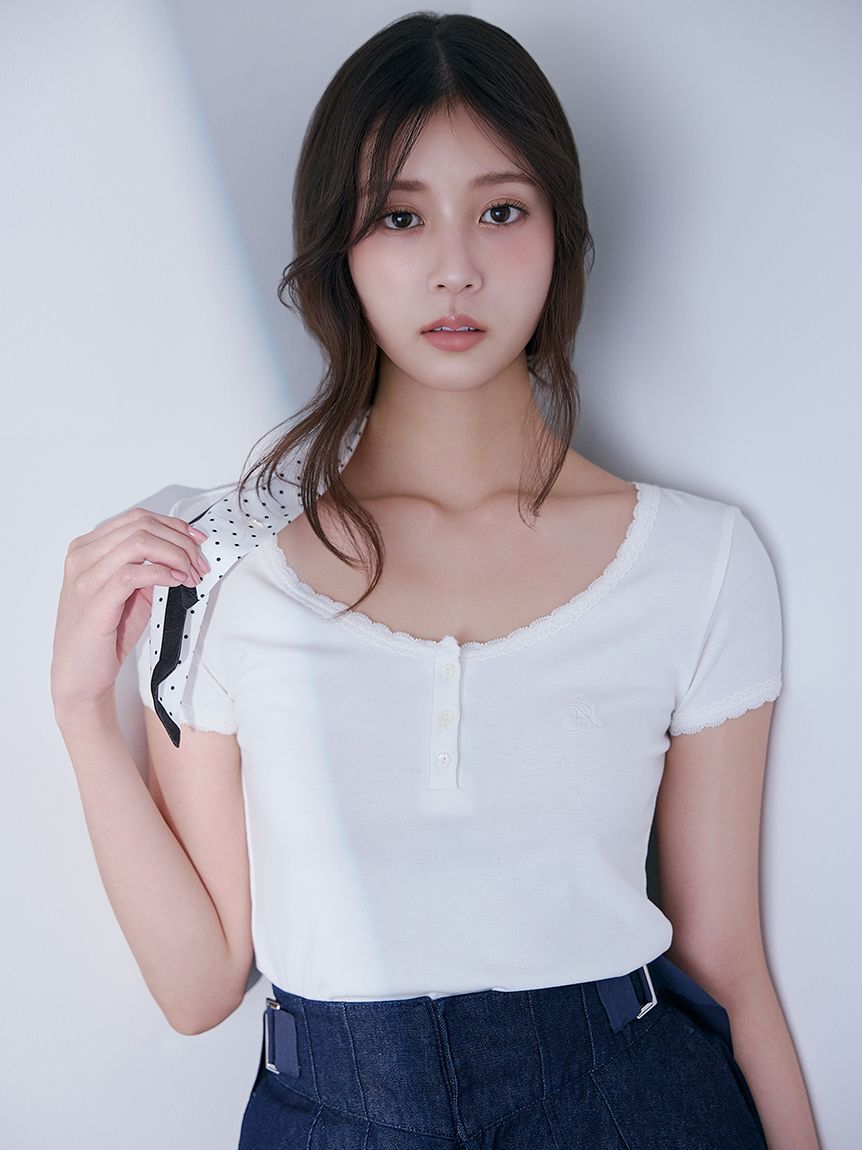 SNIDEL「【WEB限定カラーあり】レースデザインヘンリーネックTシャツ」|Tシャツ・カットソー|WHT