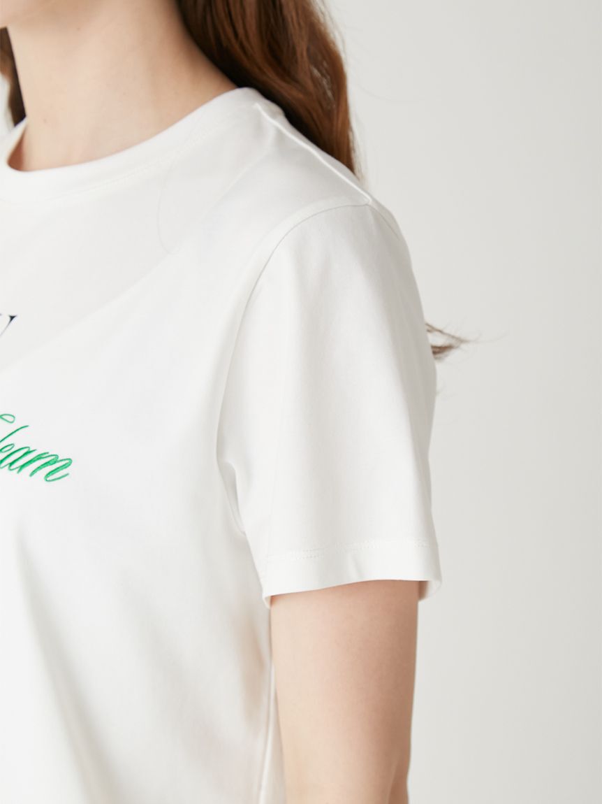 FRAY I.D「ロゴプリント刺繍Tシャツ／ウォッシャブル・防シワ」|Tシャツ・カットソー|