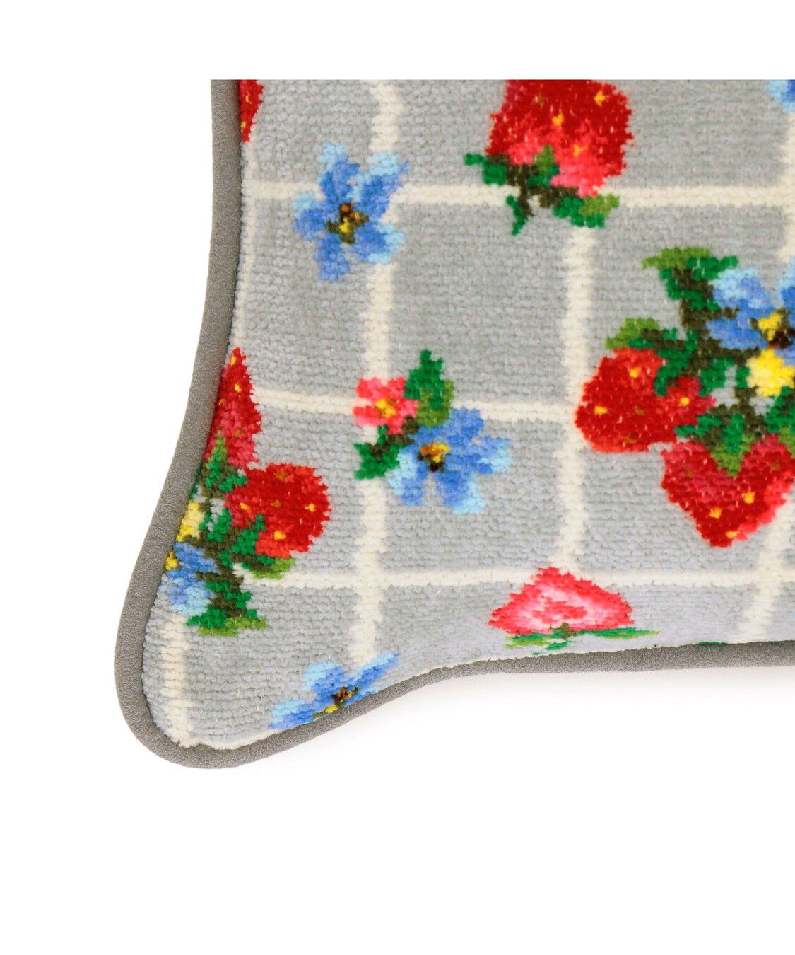 FEILER「ストロベリーフィールドプティ　クッション　SFP-257246」|クッション・クッションカバー|