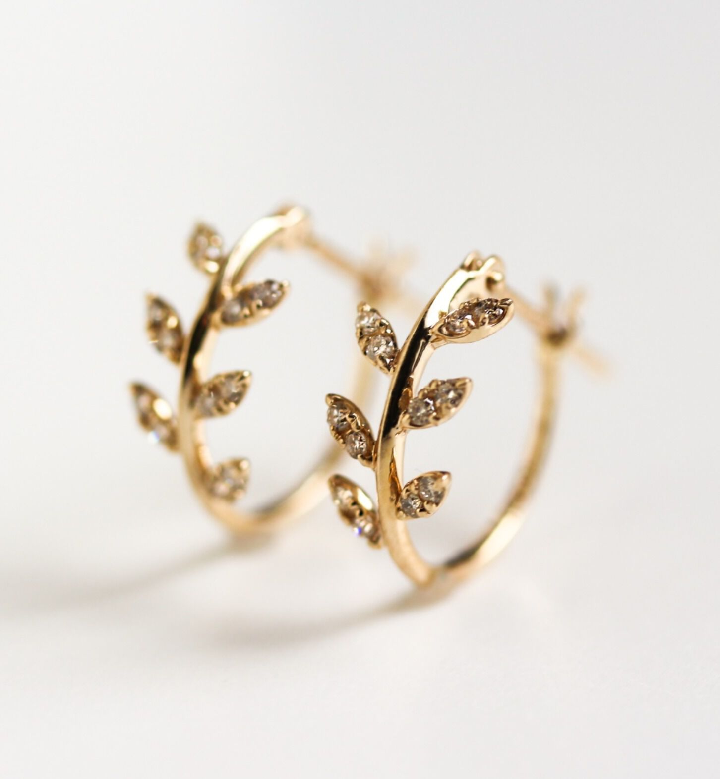  「ダイヤモンド サピン スナップ フープ ピアス | K10YG」|ピアス|