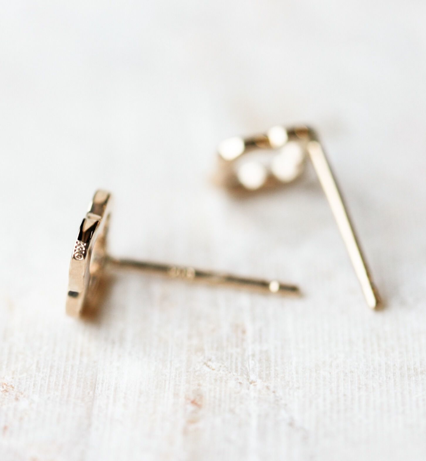  「ゴールド クローバー ピアス | K10YG」|ピアス|