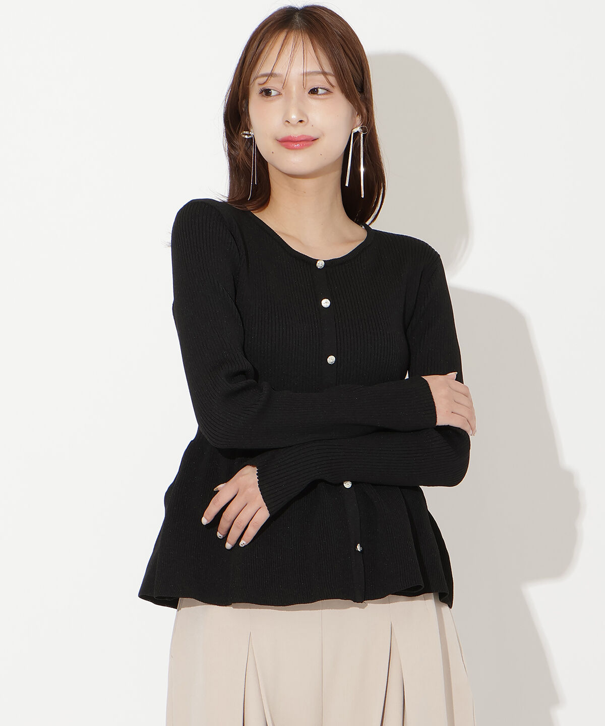 アンドクチュール「シャツ襟付きペプラムニットプルオーバー」|ニット・セーター|