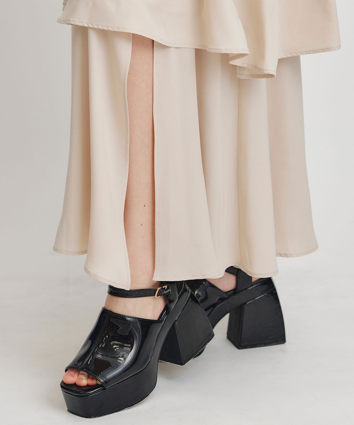 REDYAZEL「エアリーティアードロングスカート」|フレア|