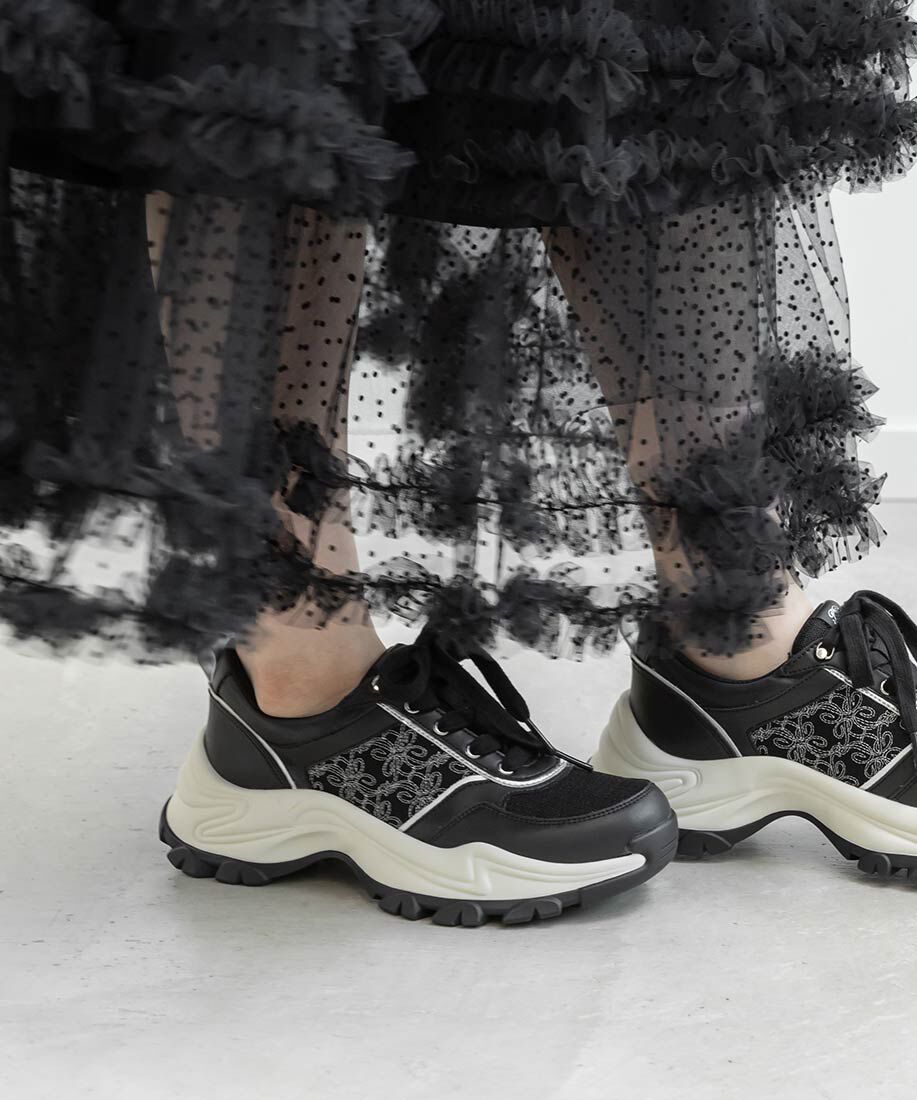  「モノグラム刺繍デザインスニーカー」|スニーカー|ブラック