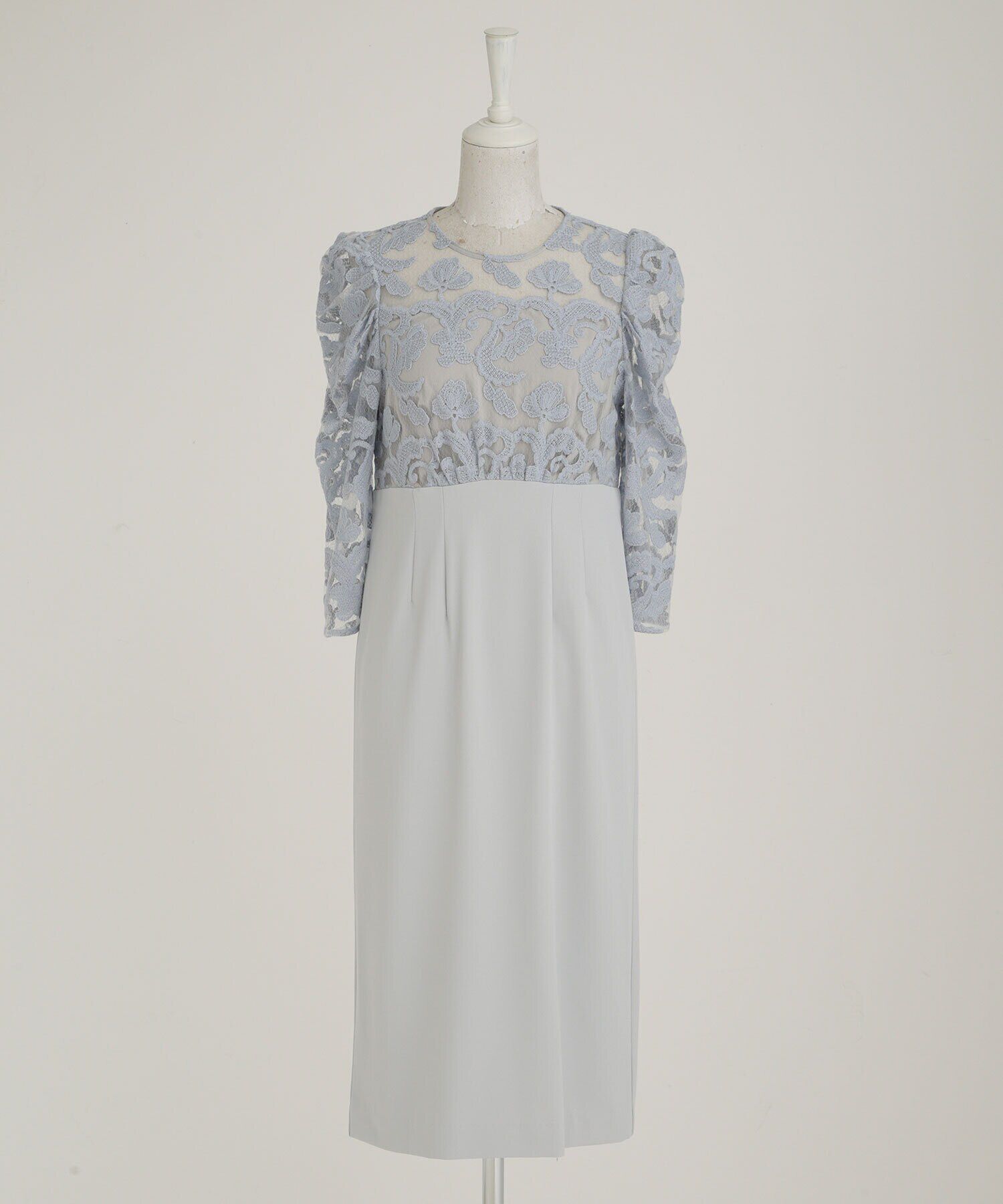 nano･universe「troisiemechaco/エンブロダイリーチュール ダブルクロスワンピース」|ワンピース|