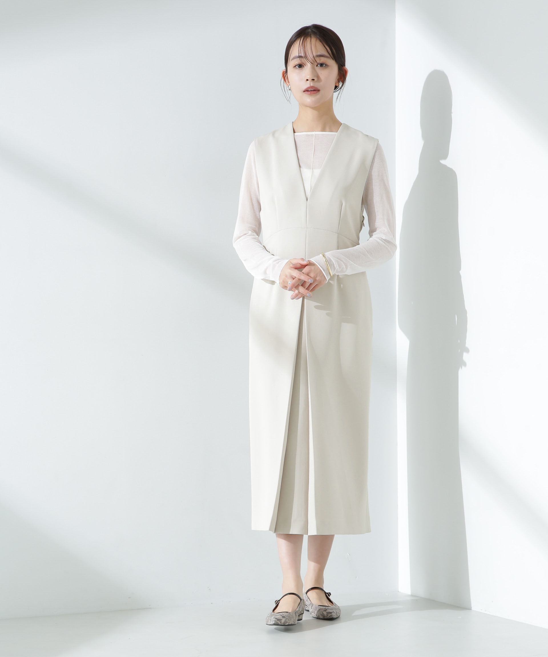 nano･universe「デイリーファンクション Vネックタックワンピース(セットアップ可)」|ワンピース|