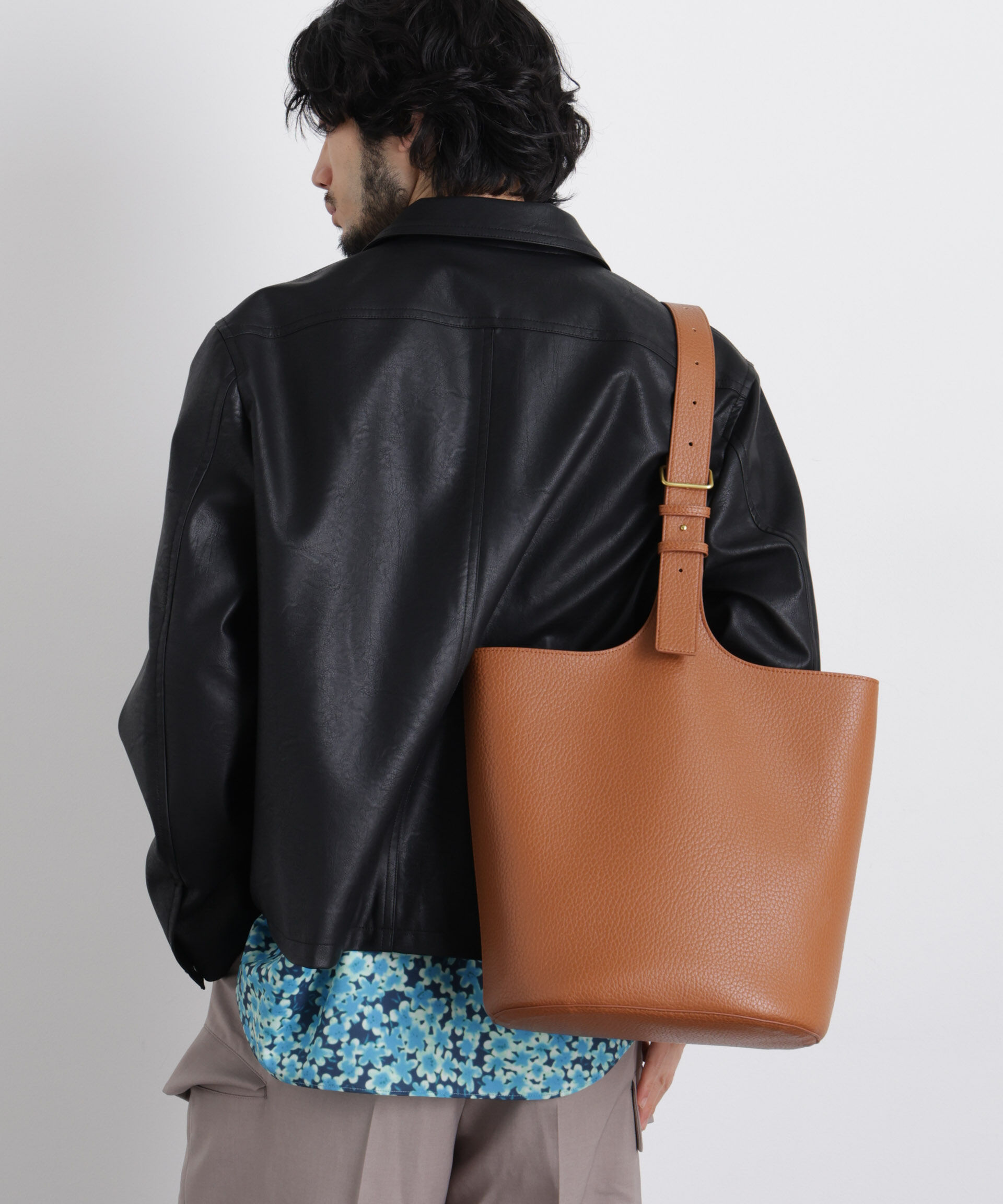 nano･universe「シュリンクワンハンドルバッグ」|ショルダー・メッセンジャー|