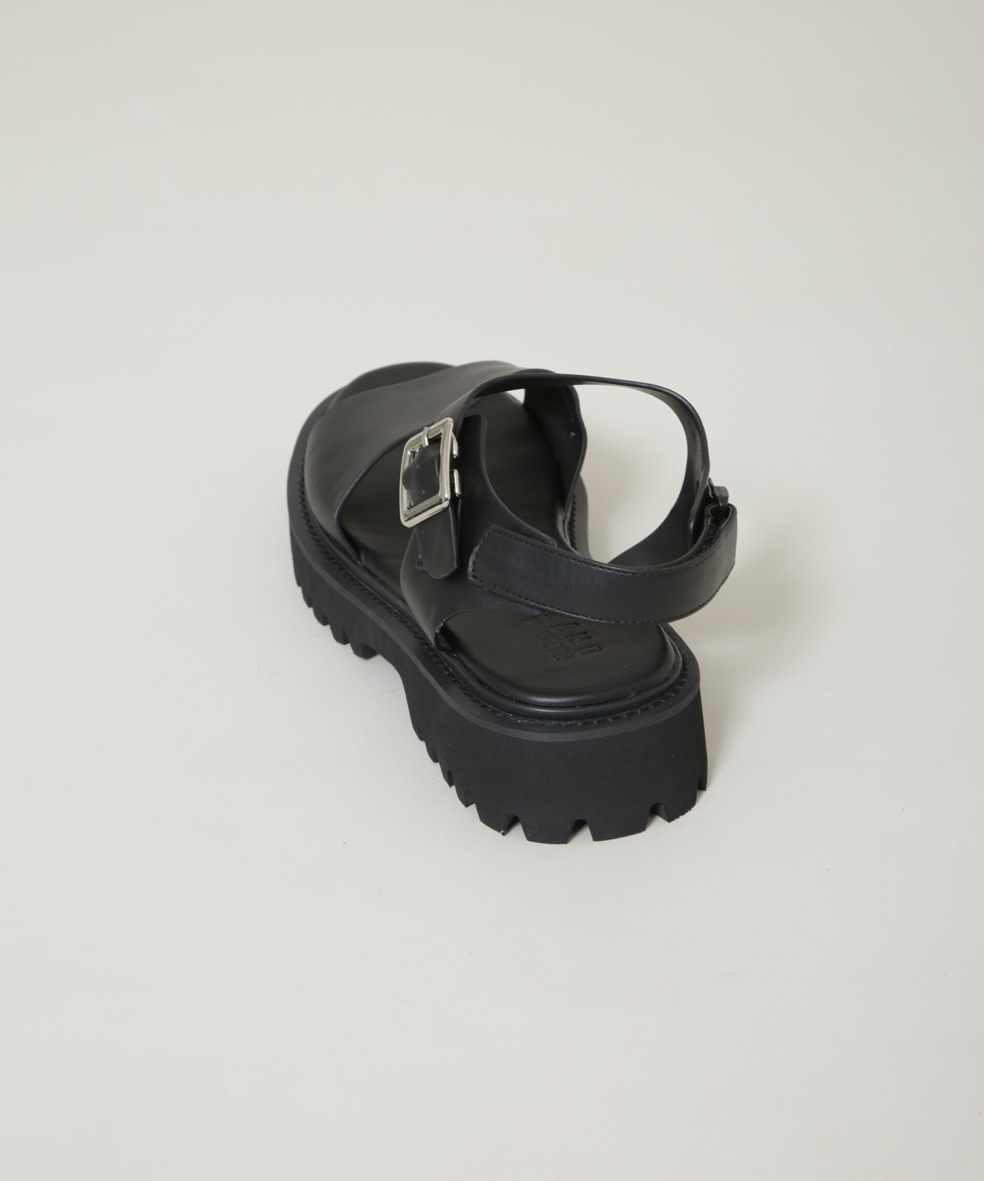 nano･universe「スタンダードストラップサンダル」|サンダル|