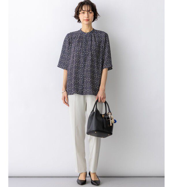 23区「カレイドスコーププリント バンドカラー ブラウス」|シャツ・ブラウス|