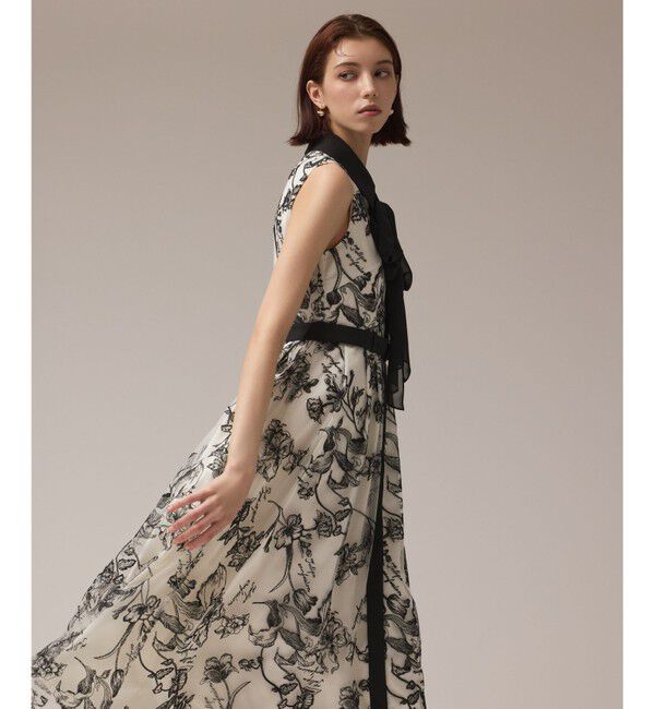 GRACE CONTINENTAL「フラワー刺繍ボウタイドレス」|ドレス|