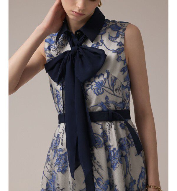 GRACE CONTINENTAL「フラワー刺繍ボウタイドレス」|ドレス|