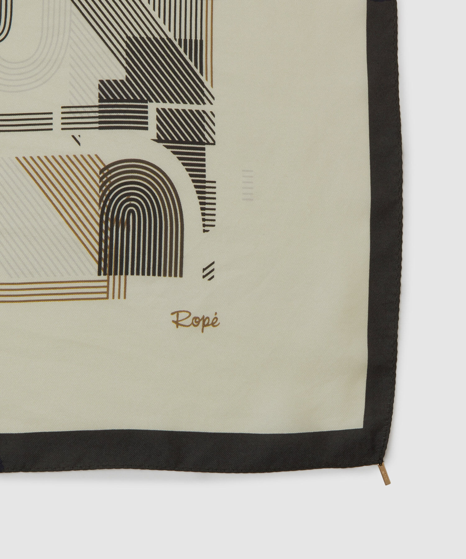 ROP&Eacute;「RモノグラムシルクスカーフL」|バンダナ・スカーフ|