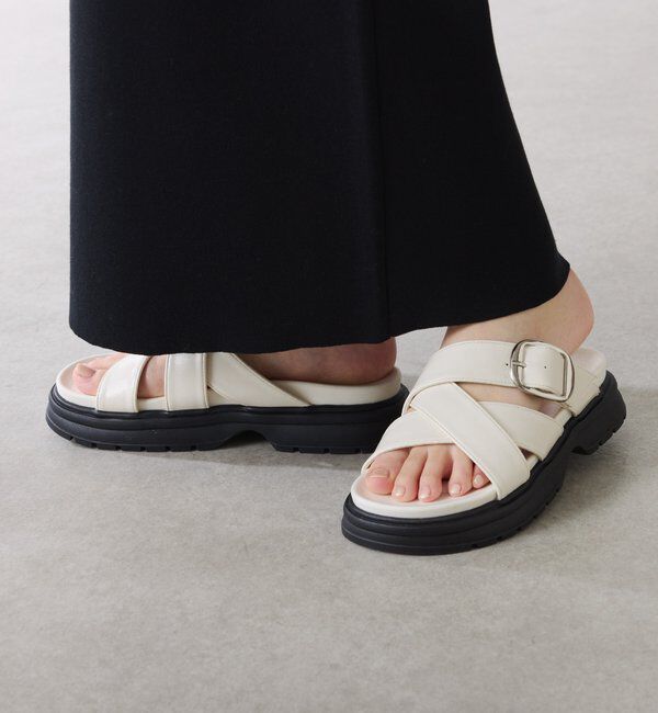  「【PAPILLONNER/パピヨネ】ベルトクロスサンダル」|その他|