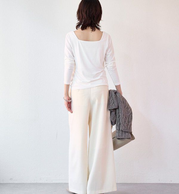  「【ニットのインナーにも】スクエアネックカットソー」|Tシャツ・カットソー|