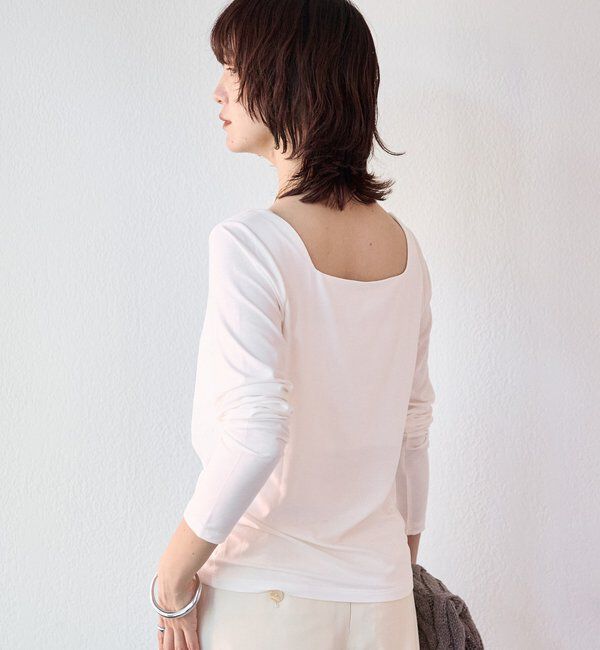  「【ニットのインナーにも】スクエアネックカットソー」|Tシャツ・カットソー|