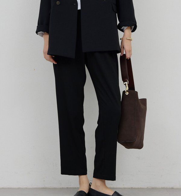  「ライトジャージーテーパードパンツ」|チノ|ブラック