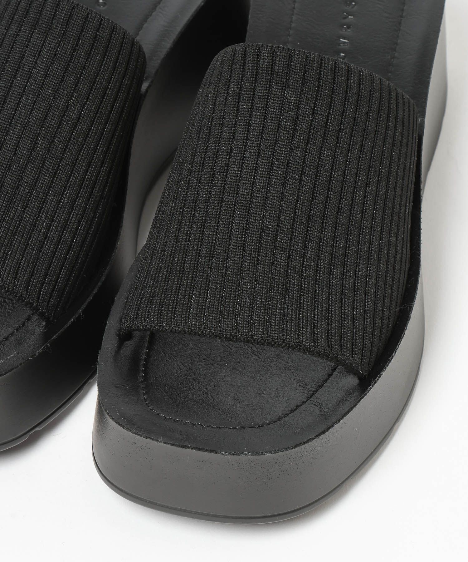 LOWRYS FARM「カンドウフィットＫｎｉｔＳＤ」|サンダル|