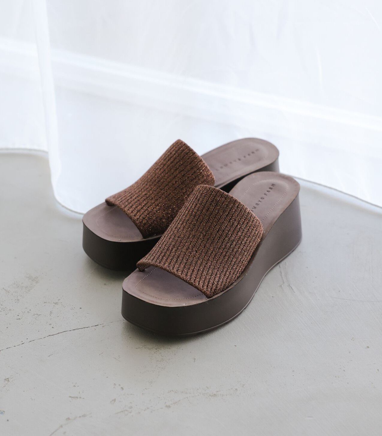 LOWRYS FARM「カンドウフィットＫｎｉｔＳＤ」|サンダル|BRNﾗﾒ