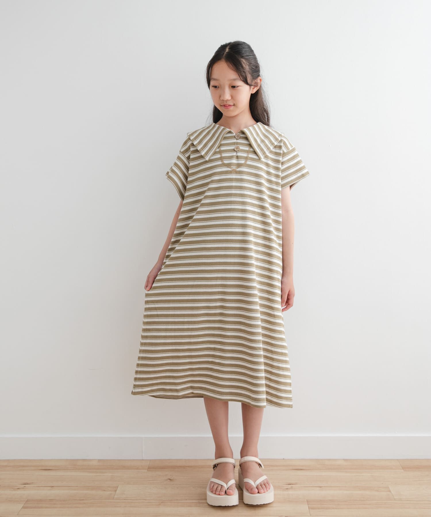 URBAN RESEARCH DOORS「『WEB/一部店舗限定サイズ』セーラーカラーカットワンピース(KIDS)」|ワンピース|