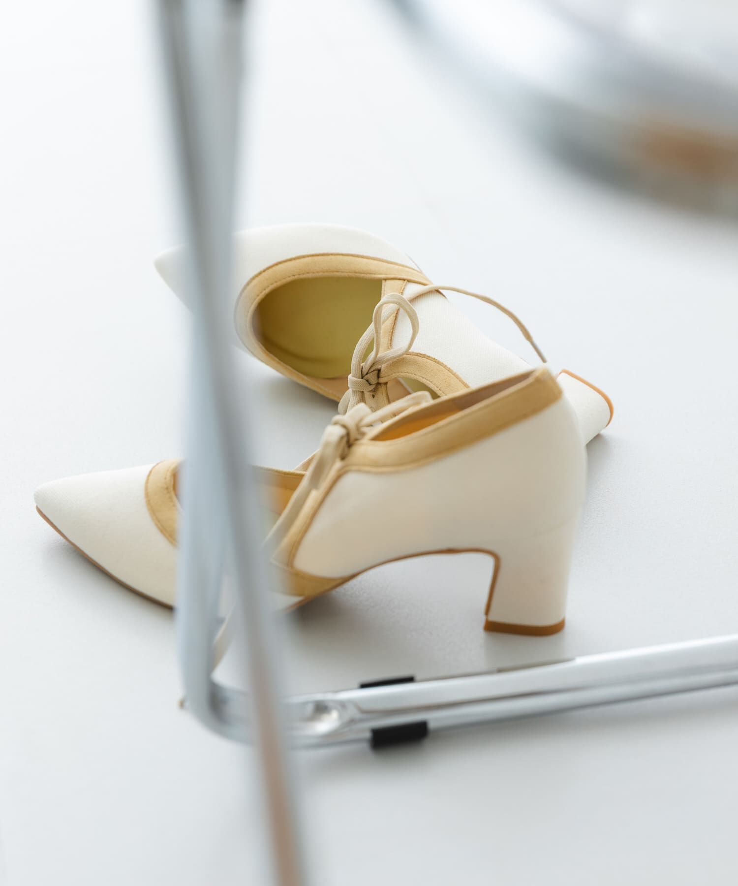 RODE SKO「『MADE IN JAPAN』チャンキーヒールリボンパンプス」|パンプス|