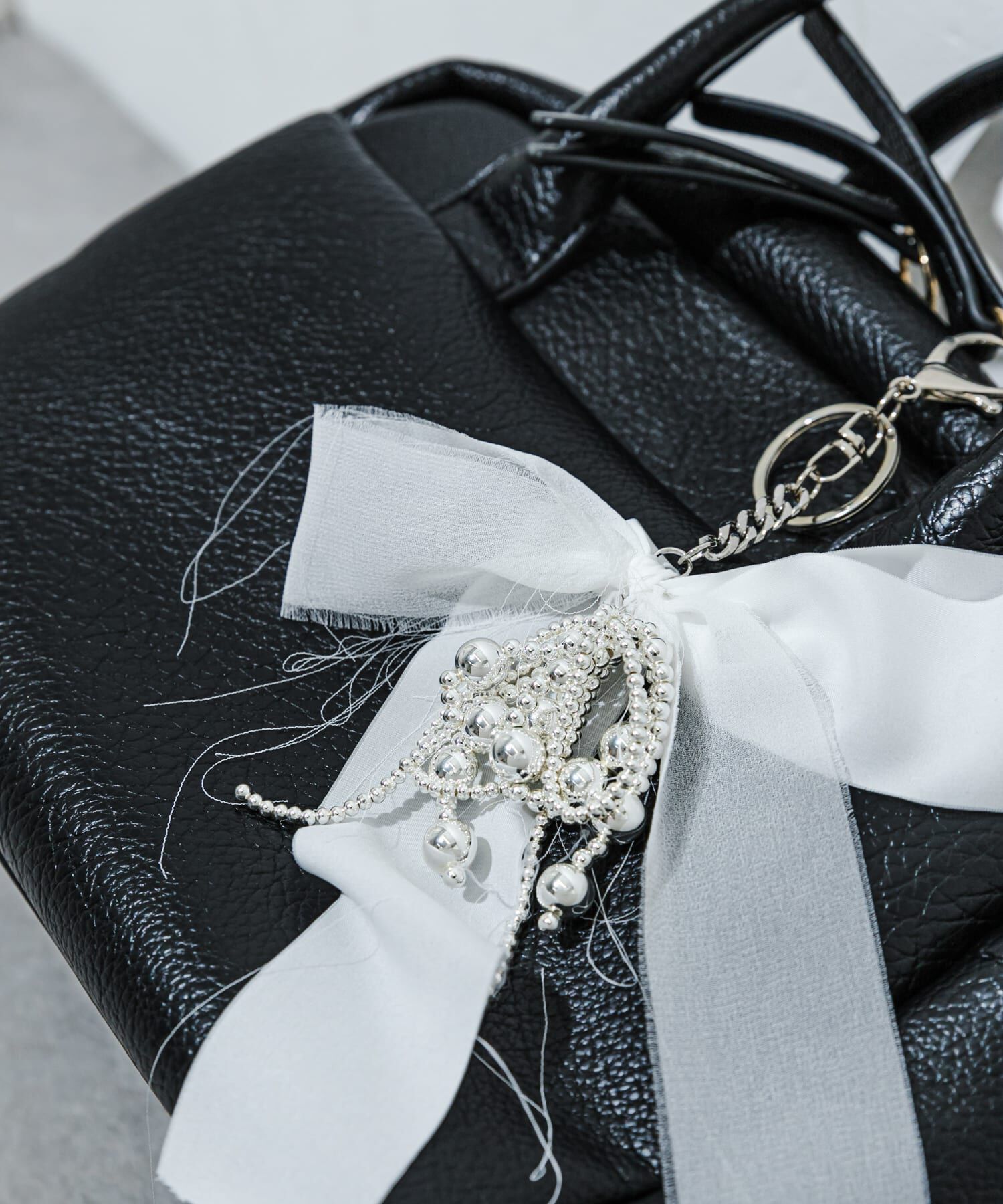 SMELLY「メタルリボンコンビキーチェーン」|チャーム・キーホルダー|