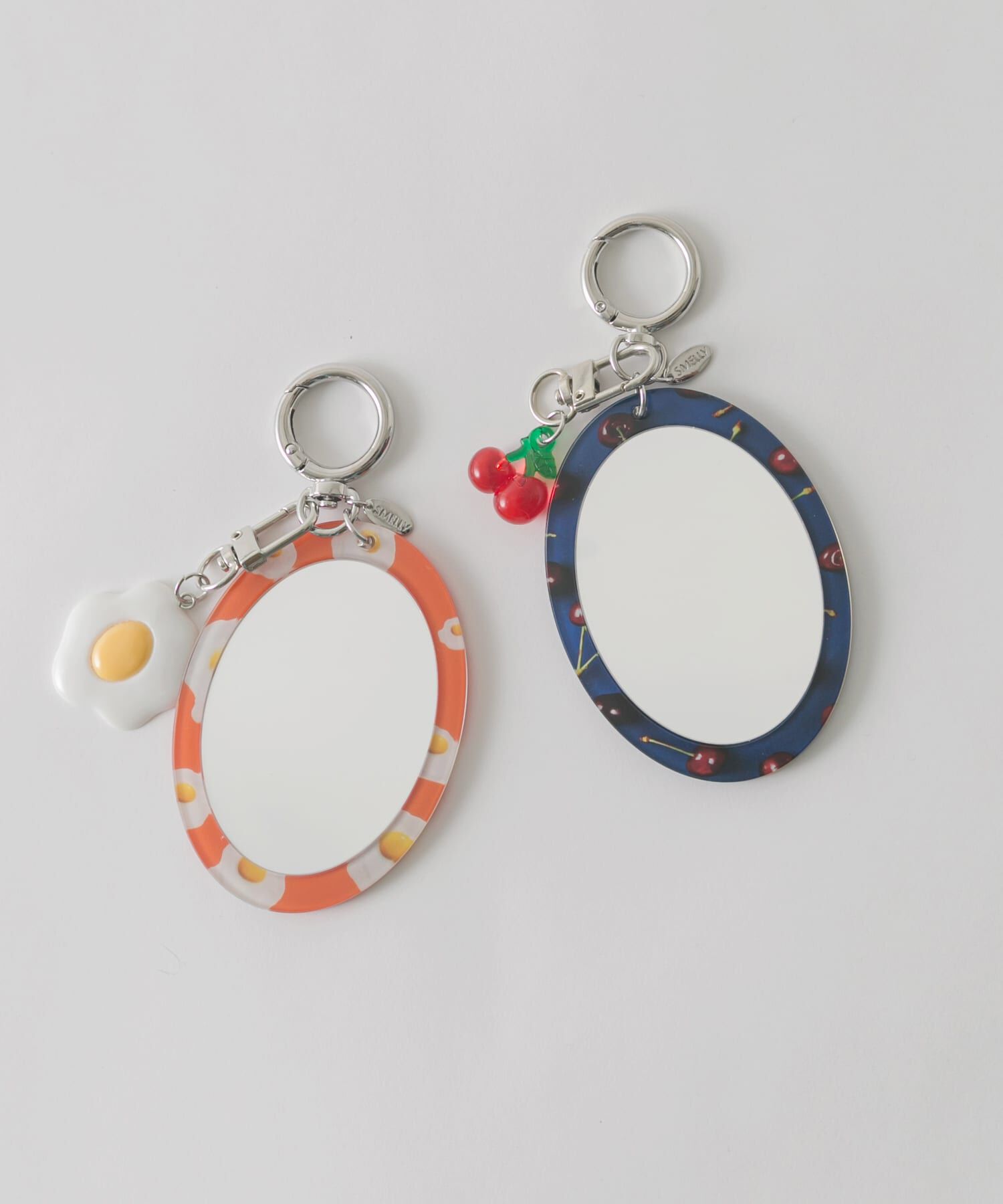 SMELLY「モチーフ＆ミラーキーチェーン」|チャーム・キーホルダー|