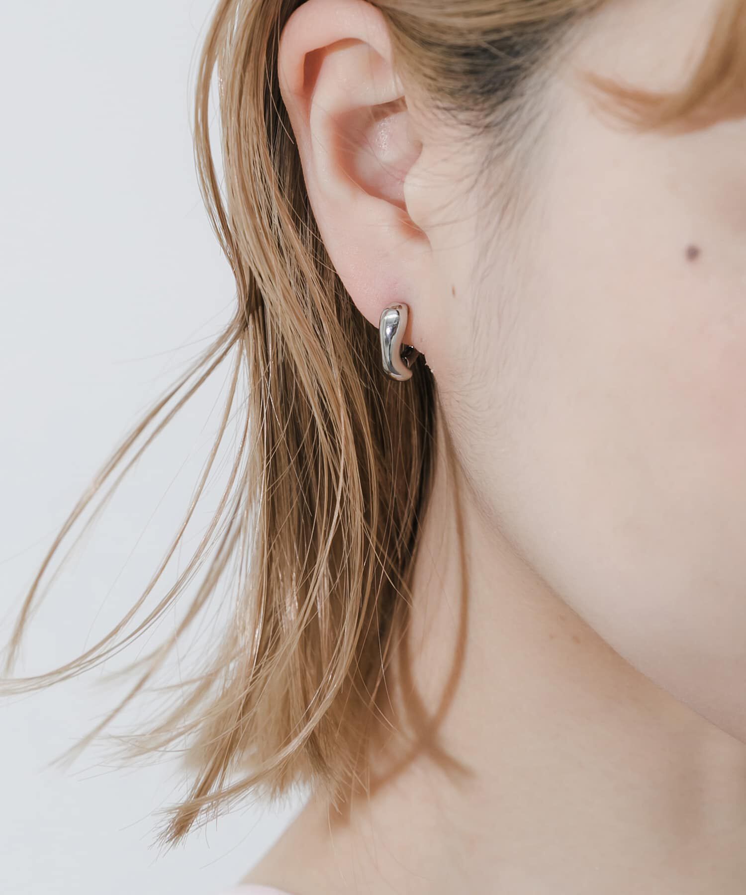 SMELLY「ニュアンスメタルワンタッチフープイヤリング」|イヤリング|