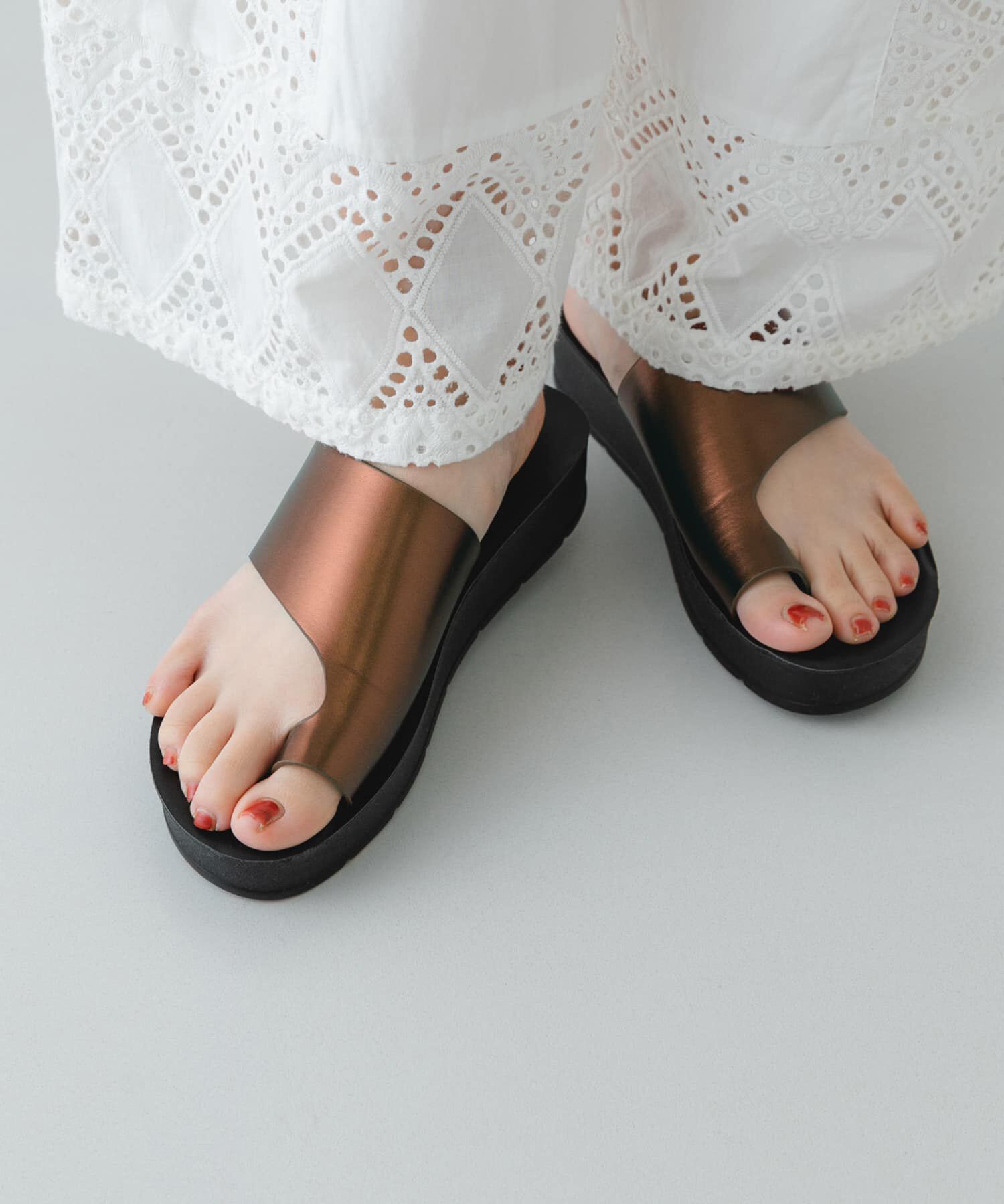 RODE SKO「厚底トングサンダル」|サンダル|