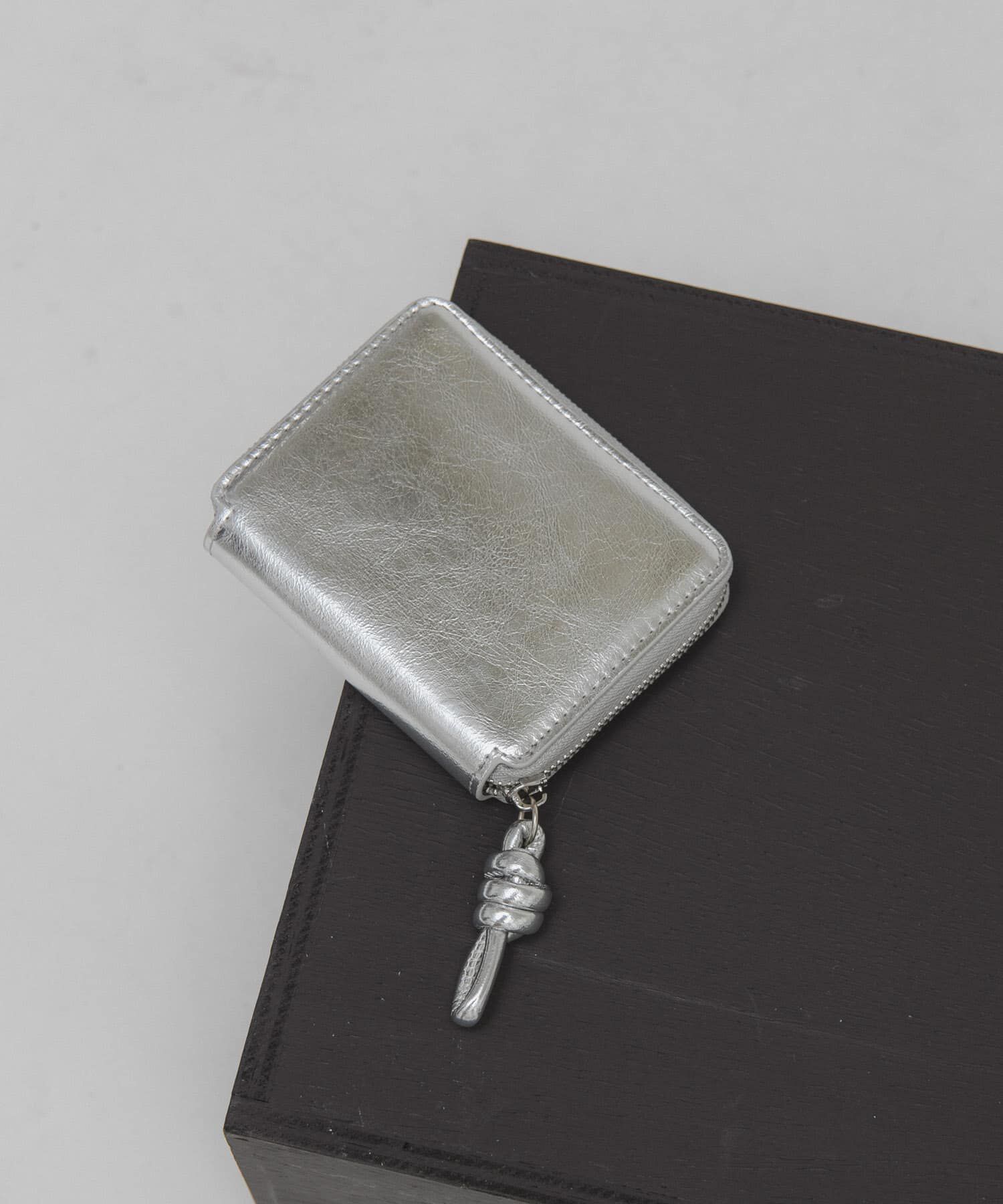  「カラビナ付きスリムウォレット」|財布|