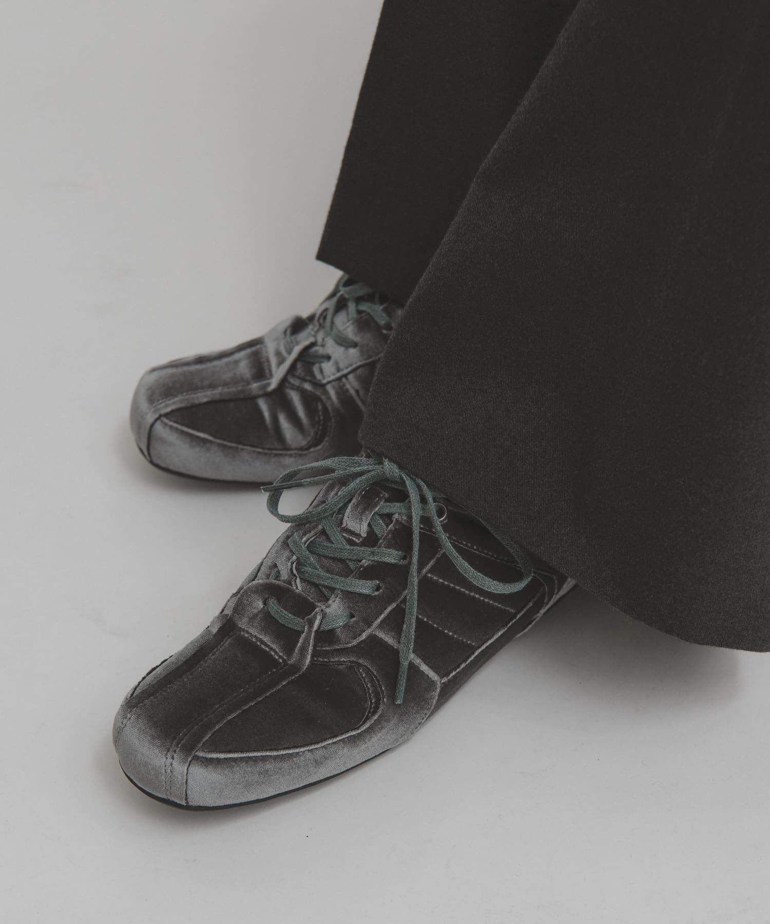  「ベロアスニーカー」|スニーカー|