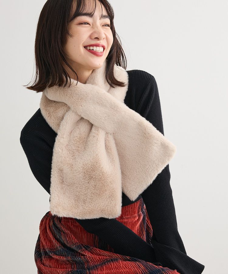 Green Parks「フェイクファーティペット」|マフラー|Beige