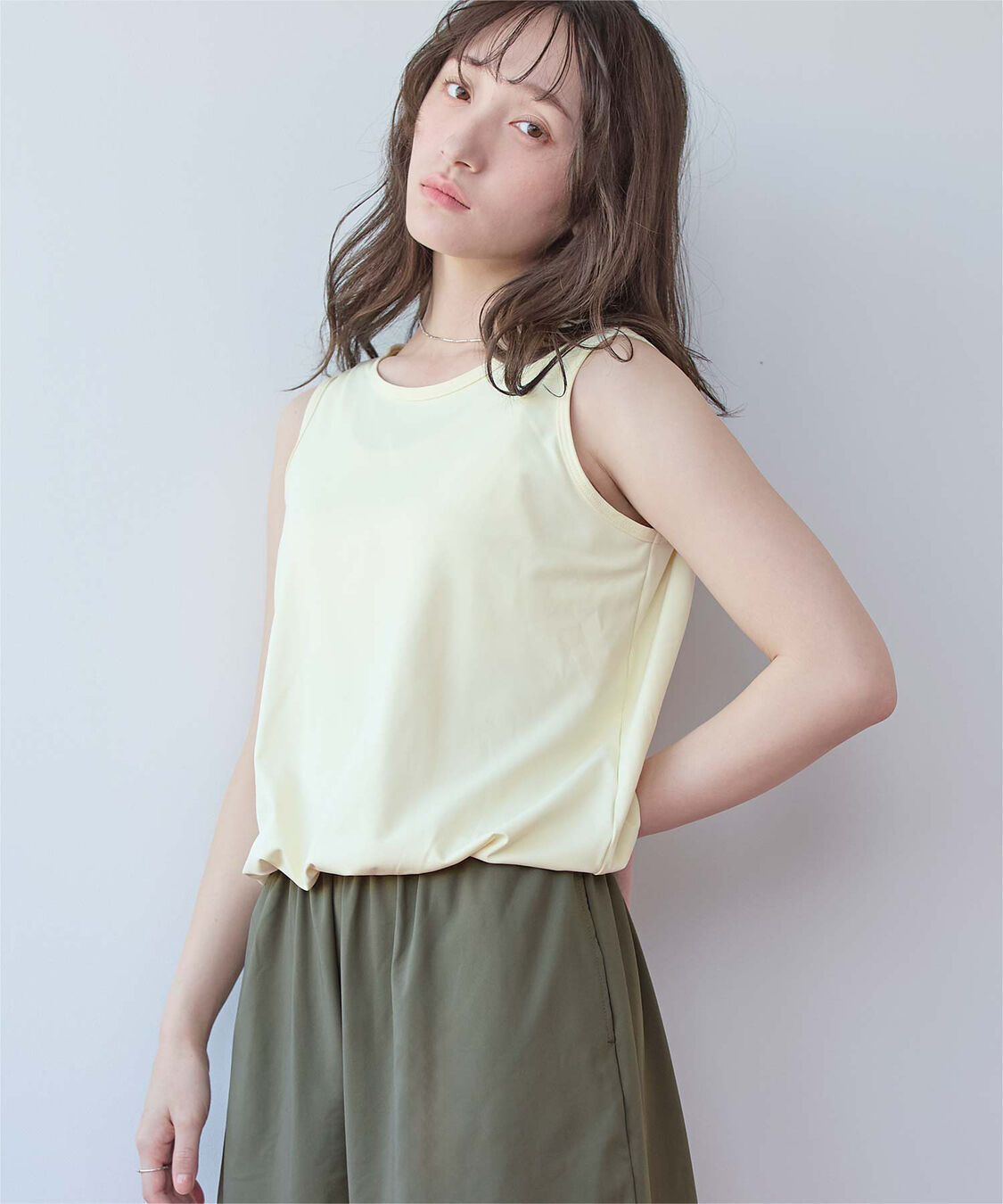 SEA DRESS「ﾊﾞｯｸﾘﾎﾞﾝﾉｰｽﾘｰﾌﾞｵｰﾙｲﾝﾜﾝ/水着」|コンビネゾン|オフホワイト/カーキ