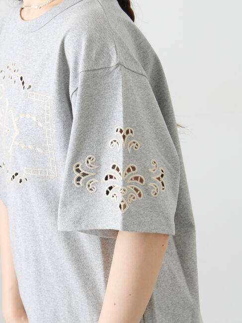 Samansa Mos2「三角ストール付カットワーク刺繍Tシャツ」|Tシャツ・カットソー|