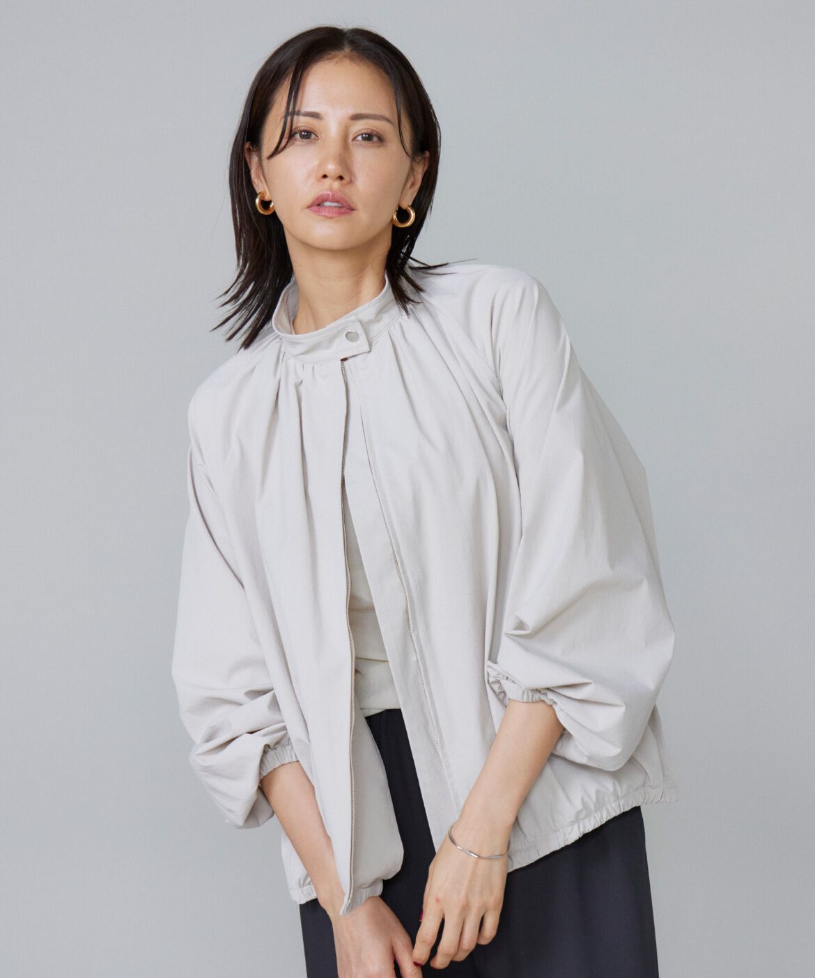 Le Souk「《大きいサイズ》ギャザーショートブルゾン」|その他|グレーベージ 3