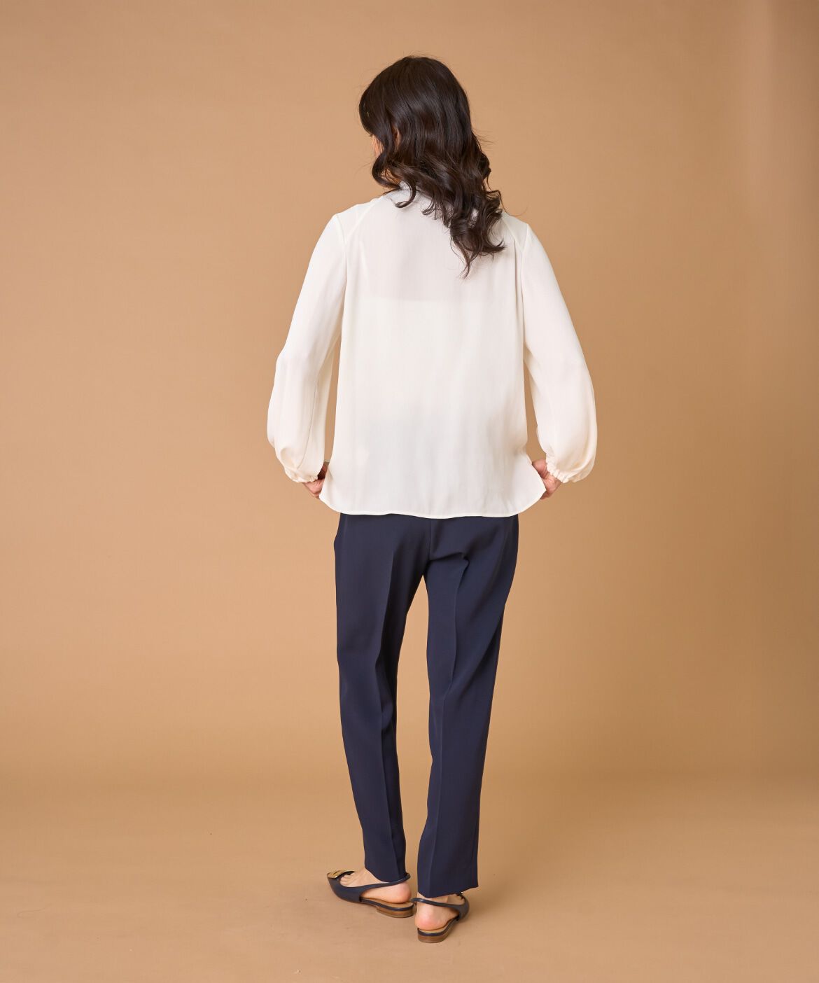 INED「《大きいサイズ》ボウタイブラウス」|シャツ・ブラウス|