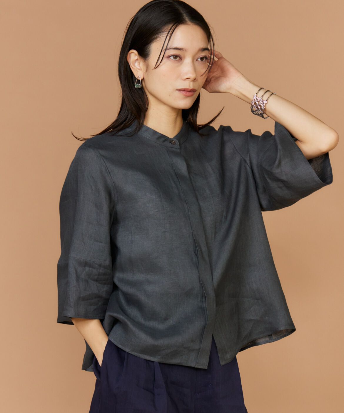 INED「リネンコクーンスリーブブラウス」|シャツ・ブラウス|チャコールグ 3