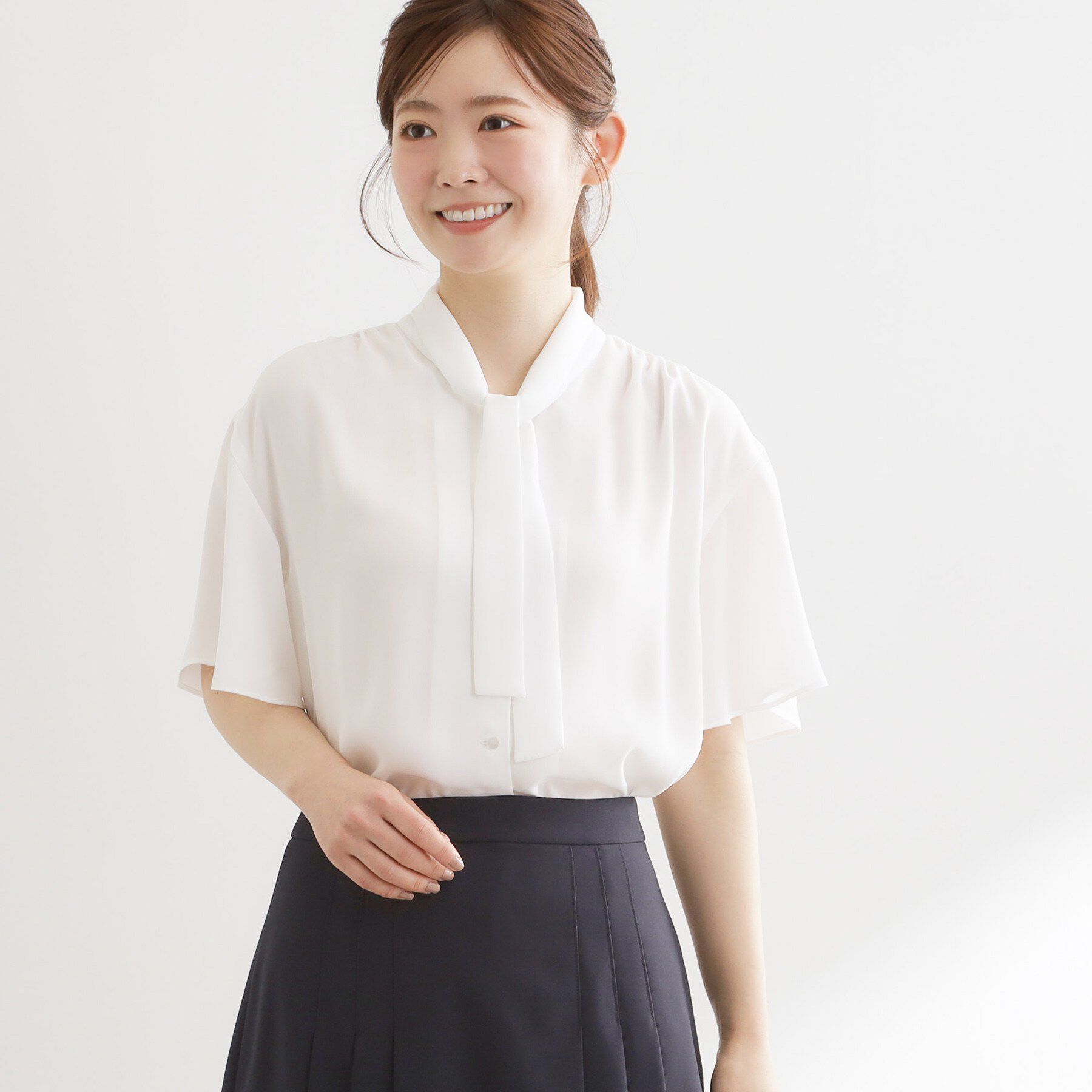 Reflect「【マシンウォッシュ可】フレアスリーブボウタイブラウス」|シャツ・ブラウス|