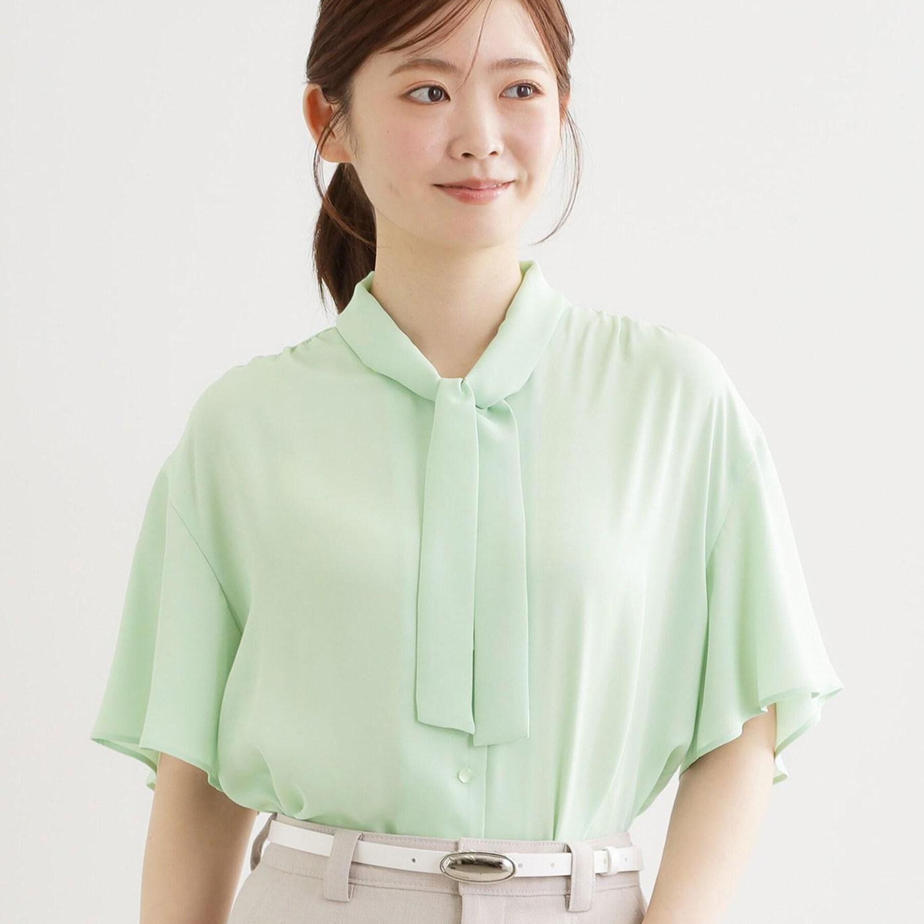 Reflect「【マシンウォッシュ可】フレアスリーブボウタイブラウス」|シャツ・ブラウス|ライトグリーン(02