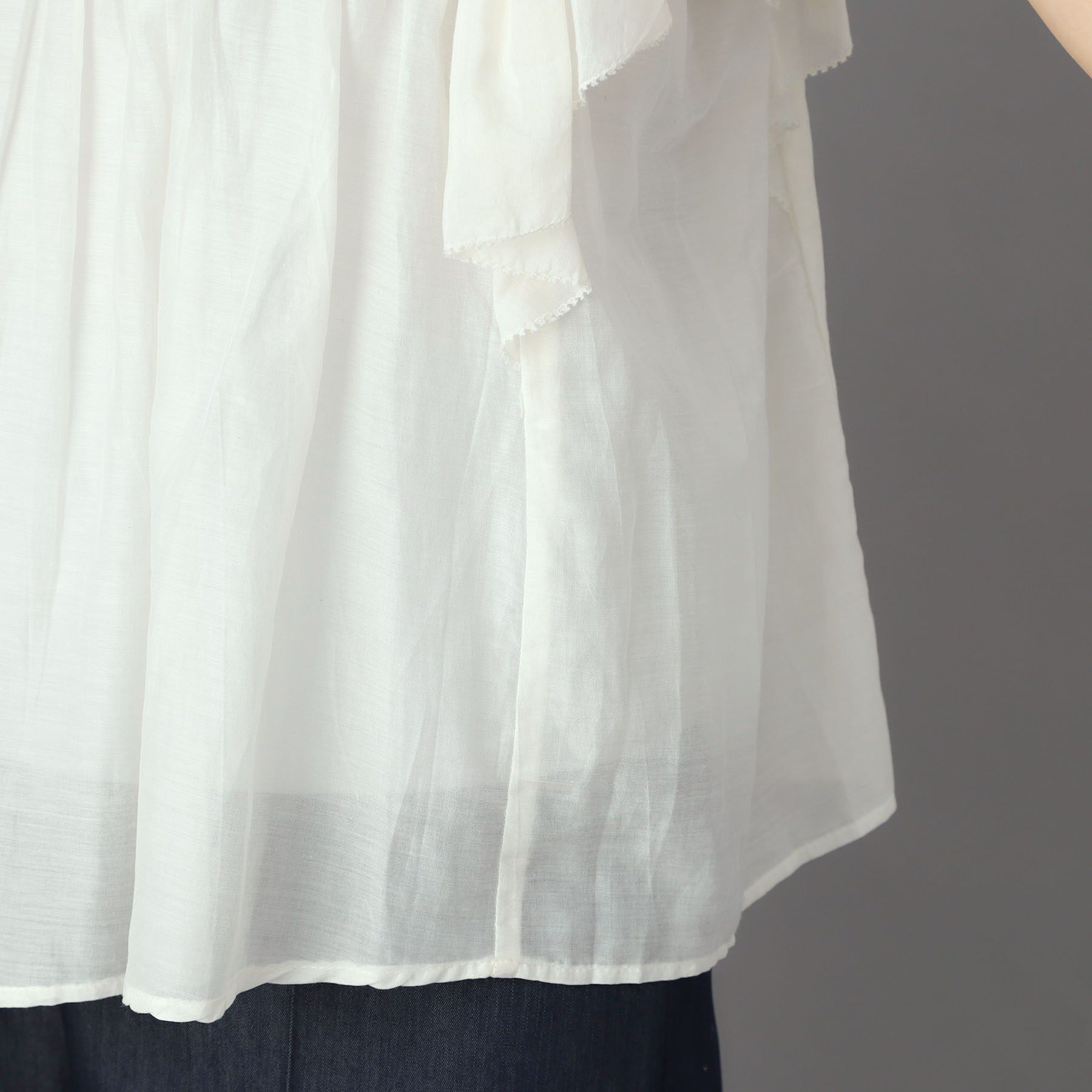 DRESSTERIOR「コットンシルク ラッフルスリーブ ブラウス」|シャツ・ブラウス|