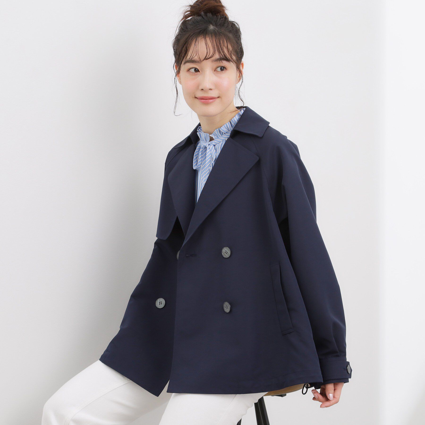 grove「【貴島明日香さん着用】【撥水／シルエット2WAY】軽やかミドルトレンチコート」|トレンチコート|ネイビー(094)